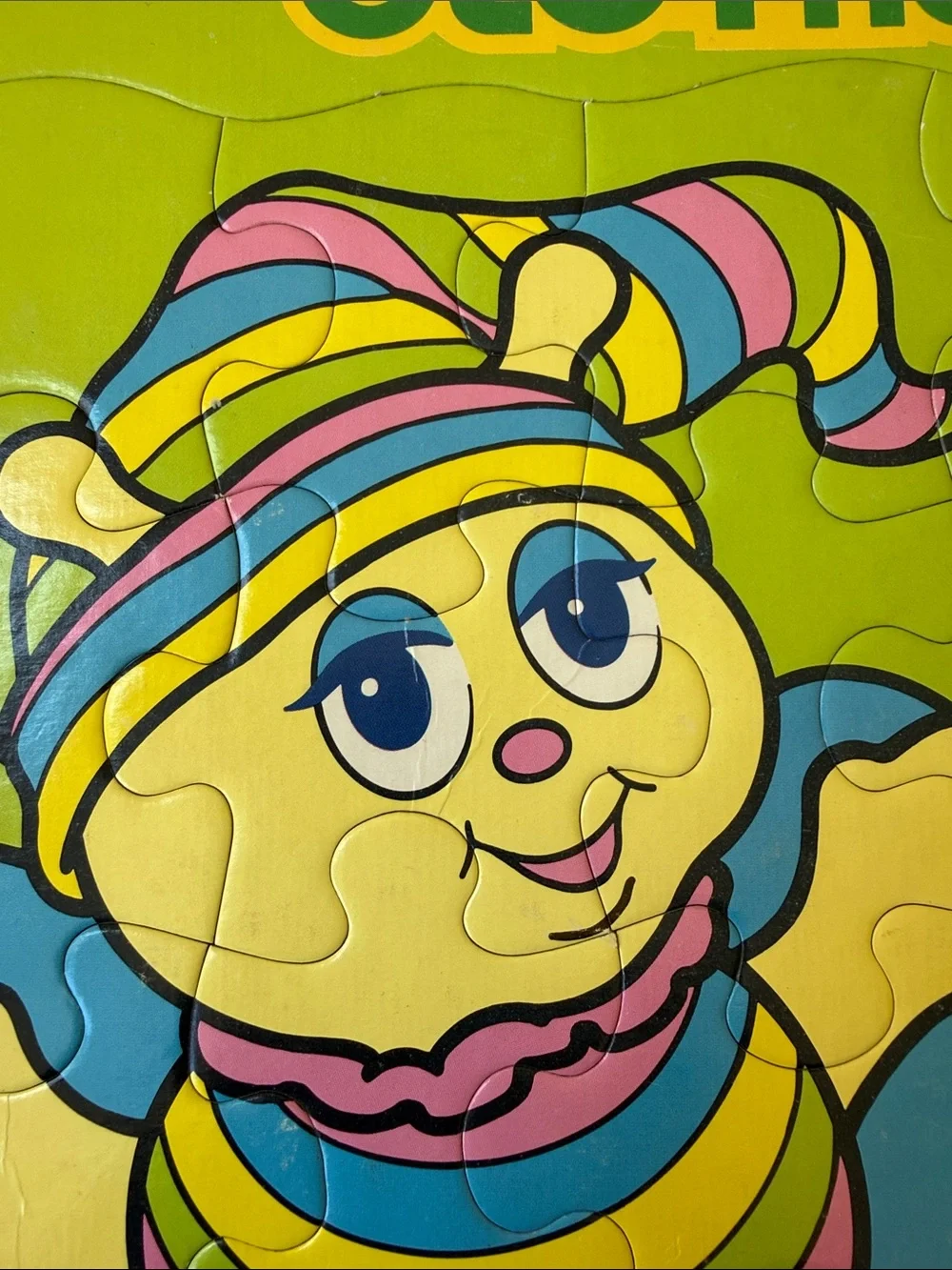 Vintage 1985 GLO Friends GLO Bug cardboard tray puzzle GLO Worm 25 pc